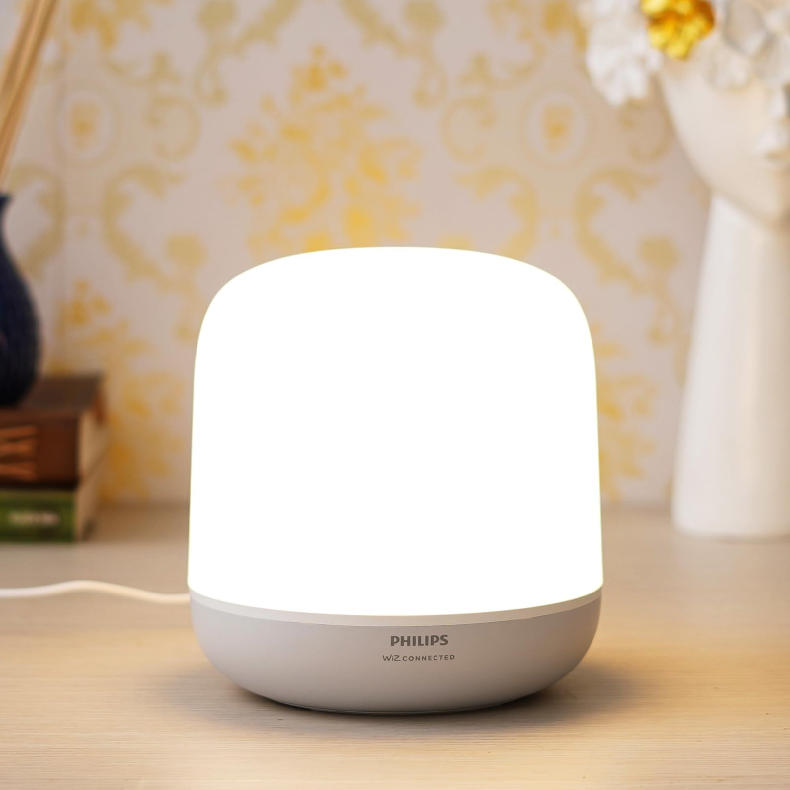 uploads/product/17443536642_Smart LED Hero Table Lamp-p.jpg